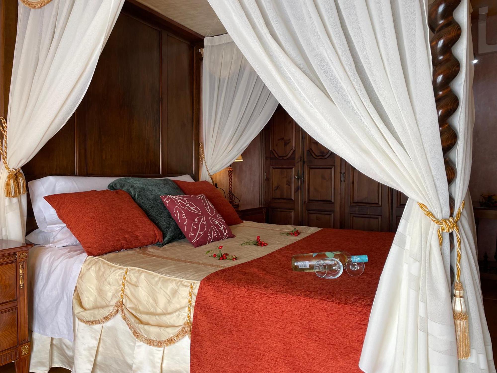 La Posada Del Hidalgo De Alarcon Luaran gambar